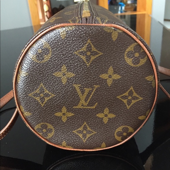 Louis Vuitton Papillon purse - Picture 7 of 8